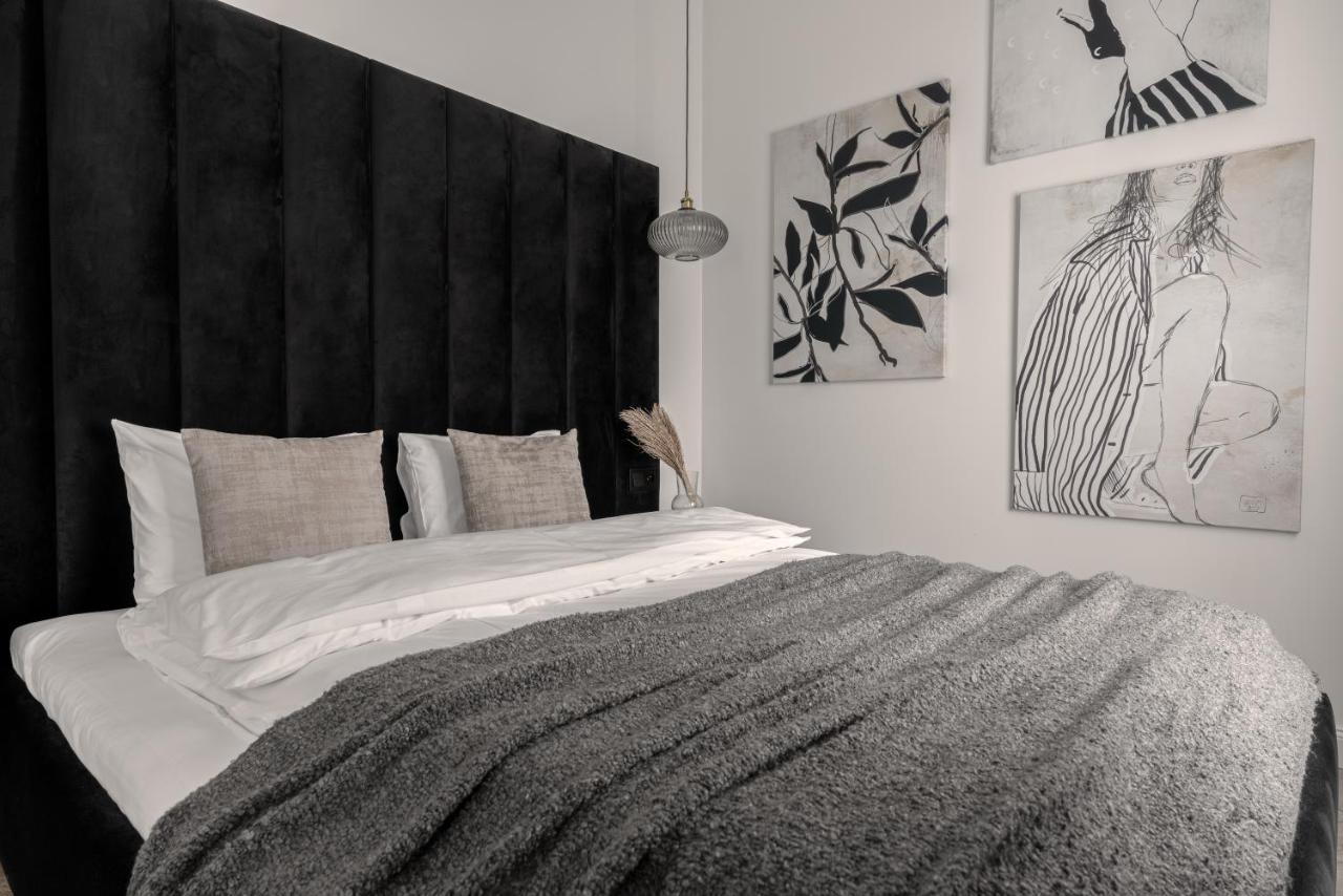 Apartio Rooms 卡托维兹 外观 照片