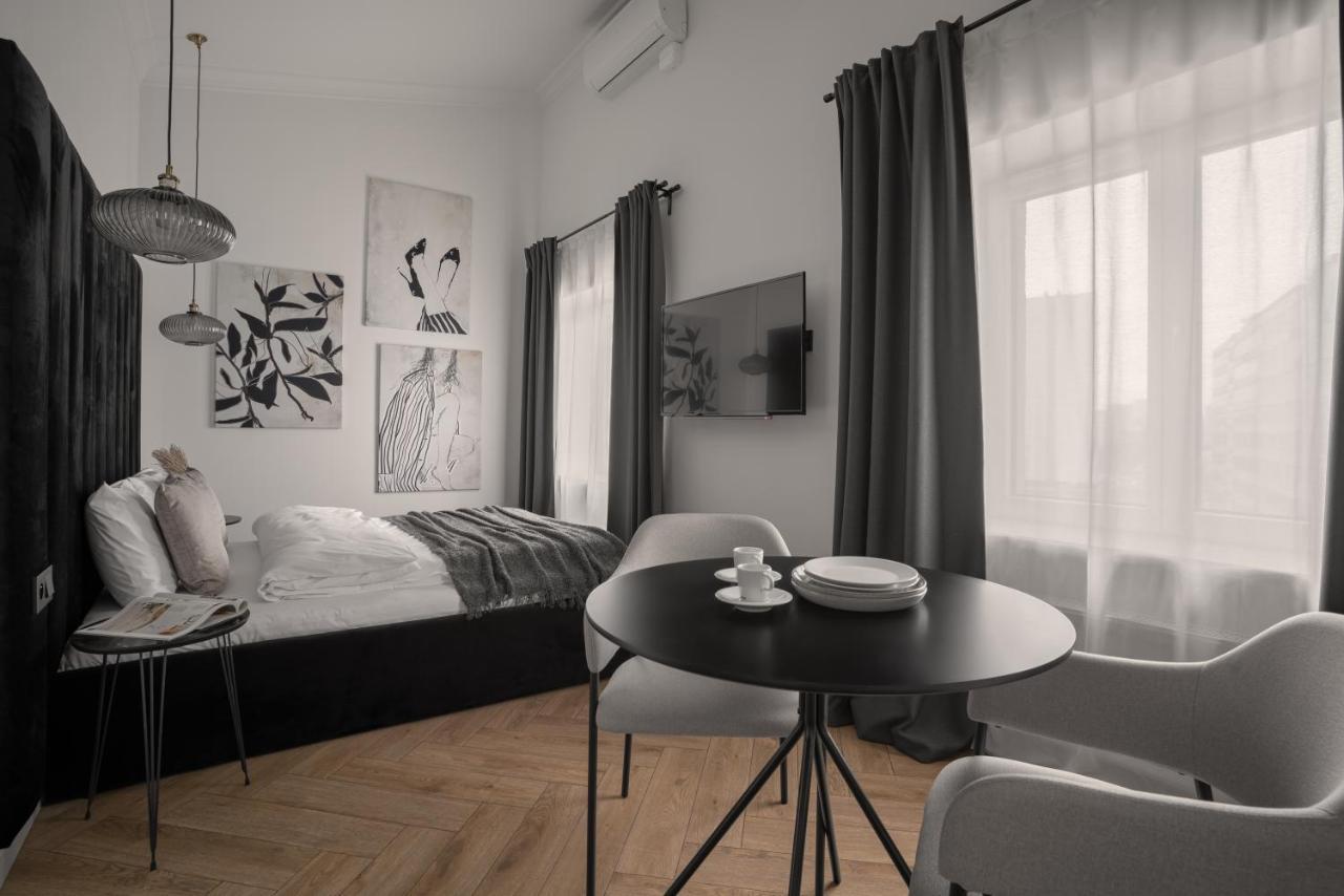 Apartio Rooms 卡托维兹 外观 照片